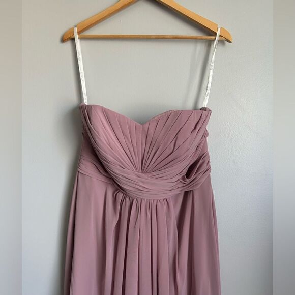 NWT David’s Bridal Strapless Chiffon Gown in Quartz - Picture 4 of 13